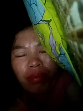 Snapshot of -Yeyi- chatting on May 17, 2026, 9:26 pm -Yeyi- online show from May 17, 2026, 9:26 pm
