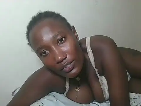 Snapshot of misspretty001 chatting on May 24, 2026, 6:30 pm misspretty001 online show from May 24, 2026, 6:30 pm
