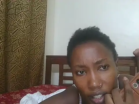 Snapshot of misspretty001 chatting on July 22, 2026, 9:28 pm misspretty001 online show from July 22, 2026, 9:28 pm