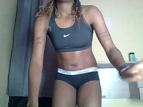 Snapshot of kiki8390 chatting on June 17, 2026, 7:35 pm kiki8390 online show from June 17, 2026, 7:35 pm