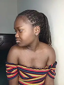 Snapshot of little_creamy chatting on June 28, 2026, 4:41 am little creamy online show from June 28, 2026, 4:41 am