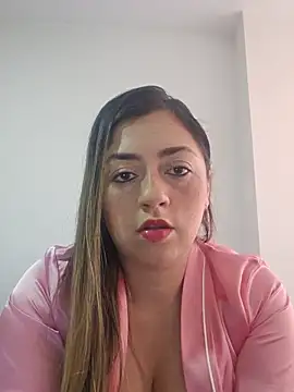 Snapshot of Sira-Phone chatting on May 17, 2026, 3:12 pm Sira-Phone online show from May 17, 2026, 3:12 pm