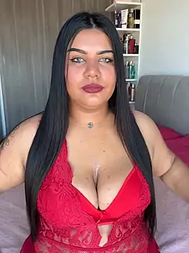 Snapshot of CharlotteFoxx3 chatting on May 19, 2026, 7:10 pm CharlotteFoxx3 online show from May 19, 2026, 7:10 pm