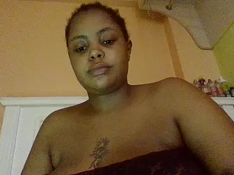 Snapshot of sexychubby22 chatting on May 27, 2026, 2:35 pm sexychubby22 online show from May 27, 2026, 2:35 pm