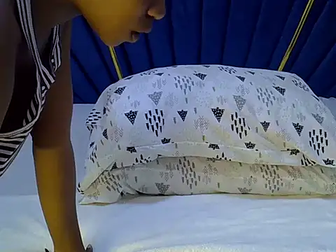 Snapshot of shanell_kiss chatting on July 11, 2026, 12:44 am shanell kiss online show from July 11, 2026, 12:44 am
