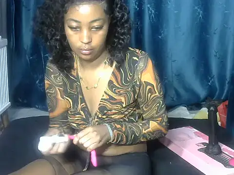 petite lexiiivv online show from June 22, 2026, 7:16 am