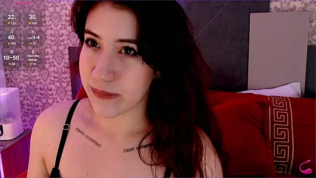 AbrilSnow online show from July 15, 2026, 11:50 am
