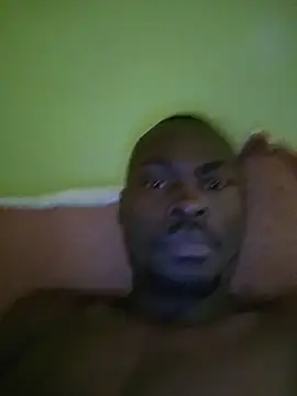 Snapshot of bdick2ke chatting on May 24, 2026, 2:28 pm bdick2ke online show from May 24, 2026, 2:28 pm
