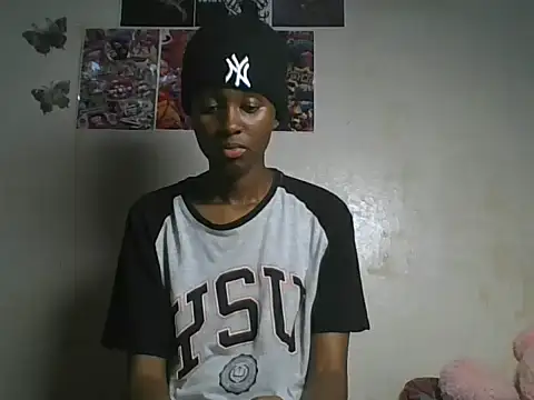 Snapshot of loversoncam chatting on May 28, 2026, 5:19 pm loversoncam online show from May 28, 2026, 5:19 pm