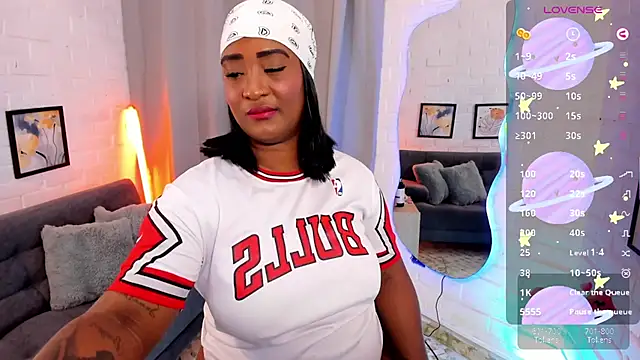 alison daniels  online show from September 23, 2025, 5:36 am