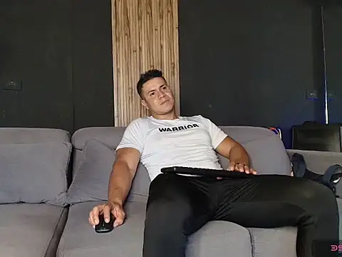 Snapshot of hetero_sexxx chatting on May 25, 2026, 5:44 pm hetero sexxx online show from May 25, 2026, 5:44 pm
