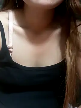 Snapshot of HoaHongXanh22 chatting on June 11, 2026, 7:22 pm HoaHongXanh22 online show from June 11, 2026, 7:22 pm