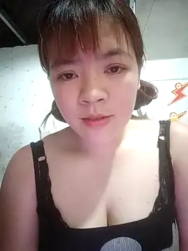 Snapshot of Loleml01 chatting on May 27, 2026, 3:47 am Loleml01 online show from May 27, 2026, 3:47 am