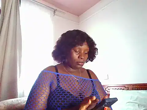 Snapshot of Sasha_queen24 chatting on June 29, 2026, 12:16 pm Sasha queen24 online show from June 29, 2026, 12:16 pm
