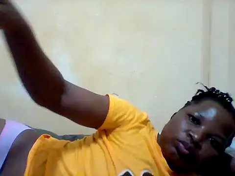 Snapshot of Camilla-Sweets chatting on May 26, 2026, 6:22 am Camilla-Sweets online show from May 26, 2026, 6:22 am