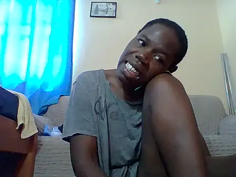 Blacksexyqueen24 online show from July 7, 2026, 9:46 am