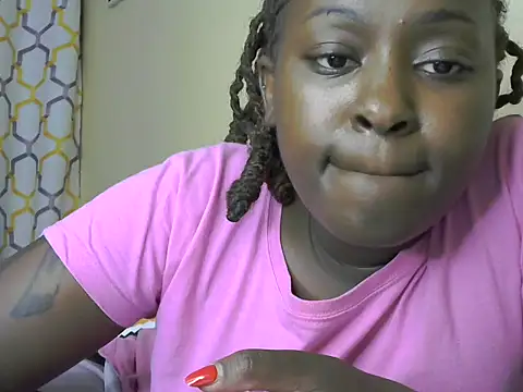 Daddys-girl online show from May 27, 2026, 6:37 pm