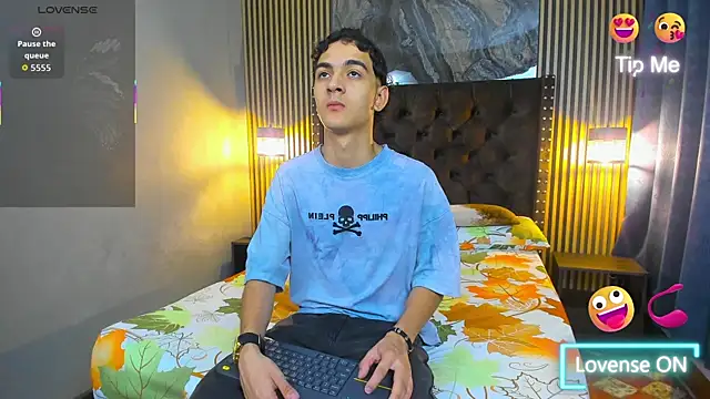 Snapshot of sam_ar_xx chatting on May 22, 2026, 11:30 am sam ar xx online show from May 22, 2026, 11:30 am
