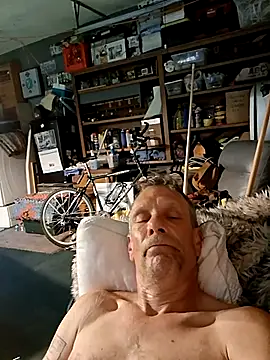 Snapshot of truckdawg2023 chatting on July 6, 2026, 7:16 pm truckdawg2023 online show from July 6, 2026, 7:16 pm