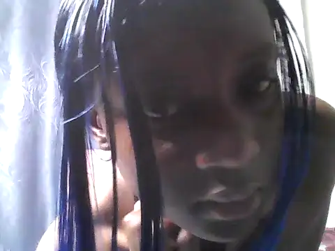 Snapshot of Smalltittsbigass chatting on May 17, 2026, 7:36 pm Smalltittsbigass online show from May 17, 2026, 7:36 pm