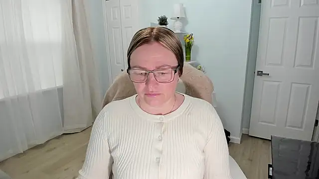 Vika73 online show from March 16, 2025, 2:11 pm