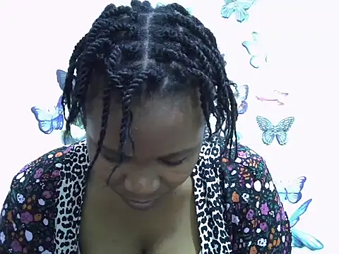 Snapshot of shazzypretty chatting on July 1, 2026, 11:49 pm shazzypretty online show from July 1, 2026, 11:49 pm
