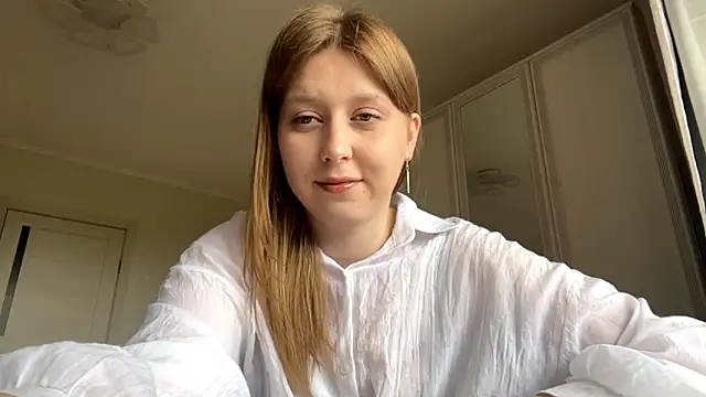 HeyItsAgata online show from May 21, 2026, 10:34 am