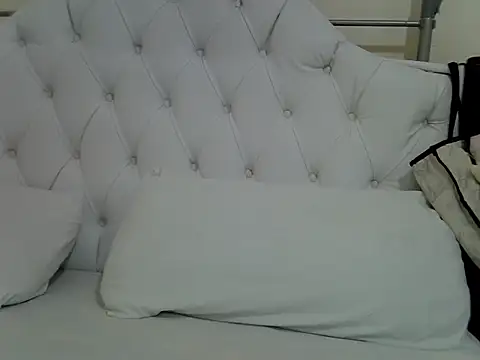 Snapshot of slimmykim chatting on July 3, 2026, 6:31 am slimmykim online show from July 3, 2026, 6:31 am