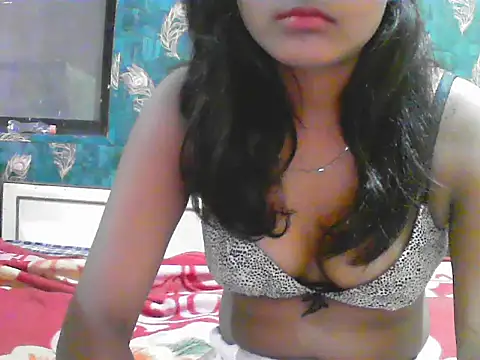 Snapshot of Diana_Penty chatting on May 25, 2026, 6:39 pm Diana Penty online show from May 25, 2026, 6:39 pm
