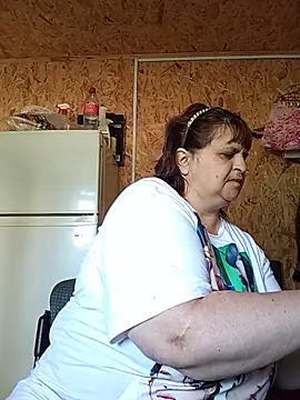 LisichkaOksana online show from July 7, 2026, 6:47 am
