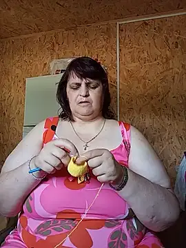 LisichkaOksana online show from June 11, 2026, 7:38 am