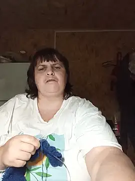 LisichkaOksana online show from July 8, 2026, 8:31 pm