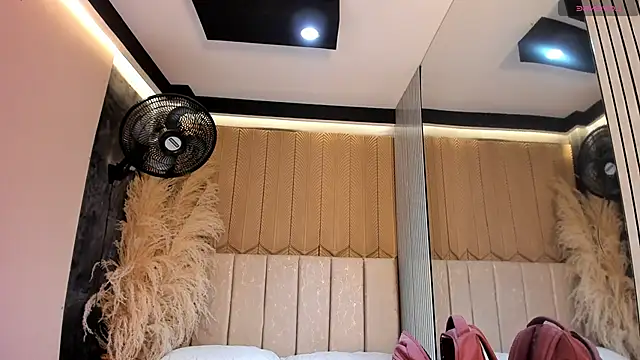 SweetNova1 online show from July 1, 2026, 12:22 am