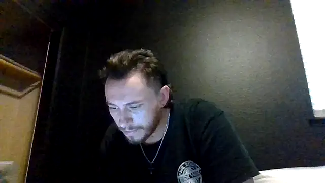 Snapshot of Tallhungcloudyyy chatting on May 28, 2026, 11:21 pm Tallhungcloudyyy online show from May 28, 2026, 11:21 pm