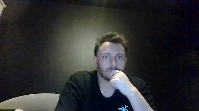 Snapshot of Tallhungcloudyyy chatting on May 17, 2026, 12:27 pm Tallhungcloudyyy online show from May 17, 2026, 12:27 pm