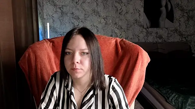 Snapshot of Shirley_Hartt chatting on May 21, 2026, 12:08 am Shirley Hartt online show from May 21, 2026, 12:08 am