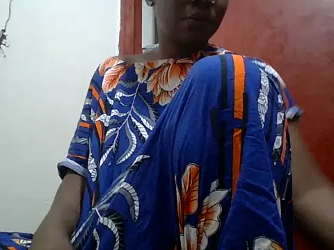 Snapshot of sexy_inayah chatting on May 30, 2026, 4:08 am sexy inayah online show from May 30, 2026, 4:08 am