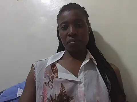 Snapshot of Eebony_Bubbly chatting on May 20, 2026, 8:50 pm Eebony Bubbly online show from May 20, 2026, 8:50 pm