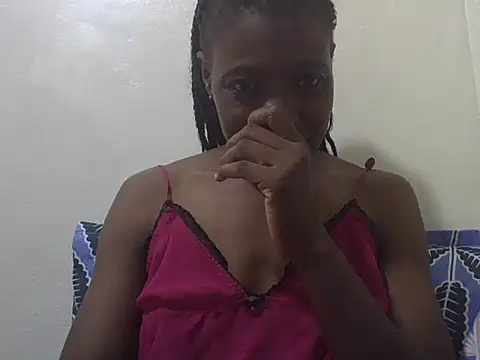Snapshot of Eebony_Bubbly chatting on May 19, 2026, 8:27 pm Eebony Bubbly online show from May 19, 2026, 8:27 pm