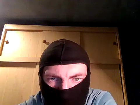 beuker22 online show from July 6, 2026, 4:42 pm