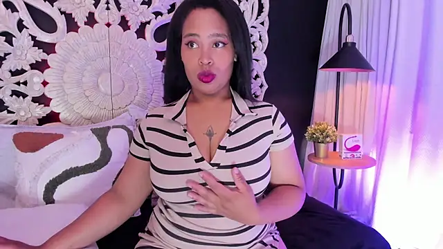 Snapshot of Bianca_DVarela chatting on May 30, 2026, 8:14 pm Bianca DVarela online show from May 30, 2026, 8:14 pm