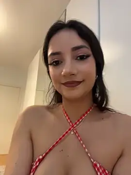 EmmyBullockk online show from May 30, 2026, 3:39 pm
