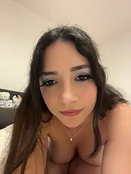 EmmyBullockk online show from May 29, 2026, 11:44 pm