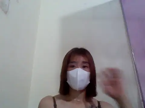 Snapshot of Lissaa18 chatting on May 24, 2026, 2:28 pm Lissaa18 online show from May 24, 2026, 2:28 pm