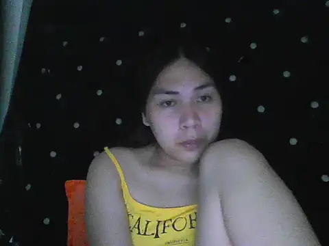 Snapshot of ambercrumbie chatting on June 2, 2026, 9:04 pm ambercrumbie online show from June 2, 2026, 9:04 pm