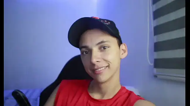 Snapshot of archi_love chatting on March 11, 2025, 7:03 am archi love online show from March 11, 2025, 7:03 am