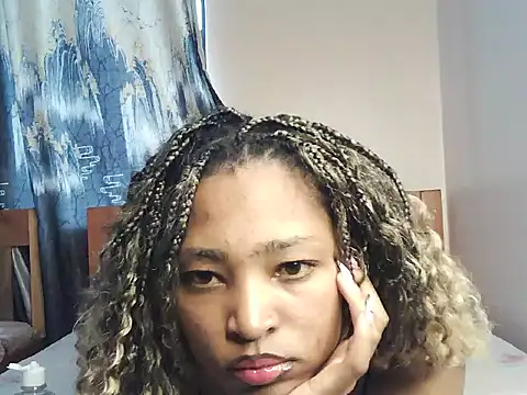 AlexaLoverxo online show from May 25, 2026, 10:14 am
