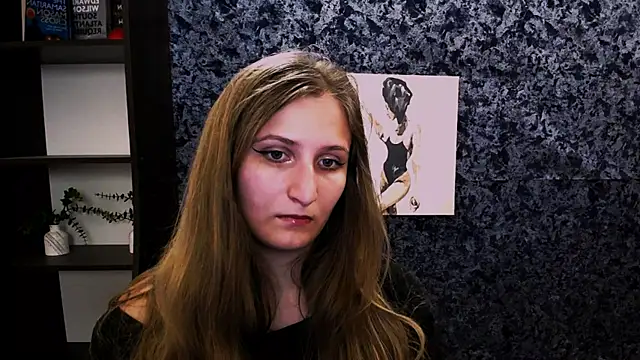 Snapshot of Jenny_smille_ chatting on May 27, 2026, 8:32 am Jenny smille online show from May 27, 2026, 8:32 am