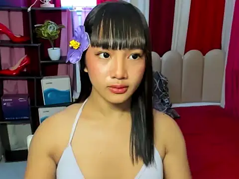 Snapshot of Urasianalodia chatting on June 8, 2026, 6:19 pm Urasianalodia online show from June 8, 2026, 6:19 pm