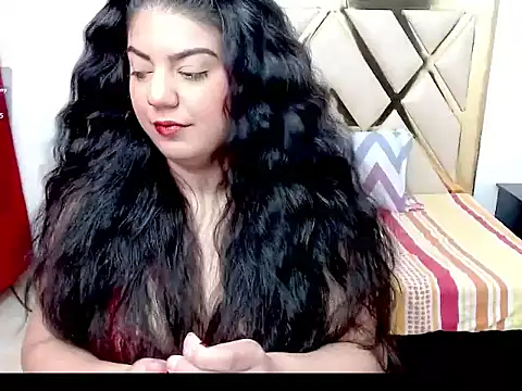 bellatraviesa online show from May 30, 2026, 3:39 pm